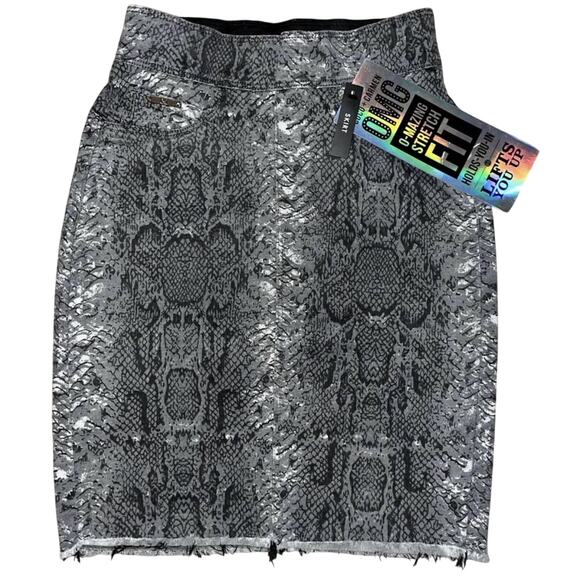 NEW Coco + Carmen Omg Printed Skirt X-Small Snakeskin Pattern Slimming Stretch - Picture 1 of 7